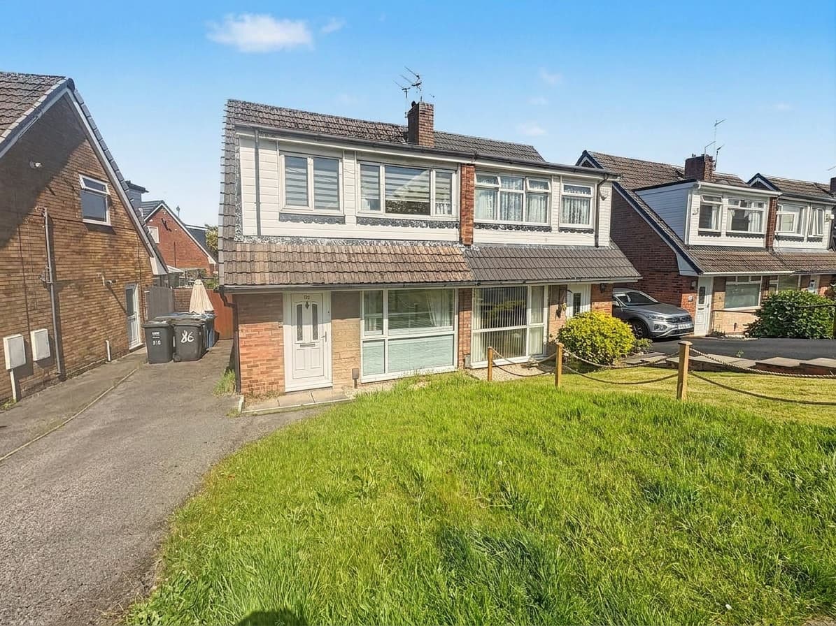 Lily Hill Street, Whitefield, M45