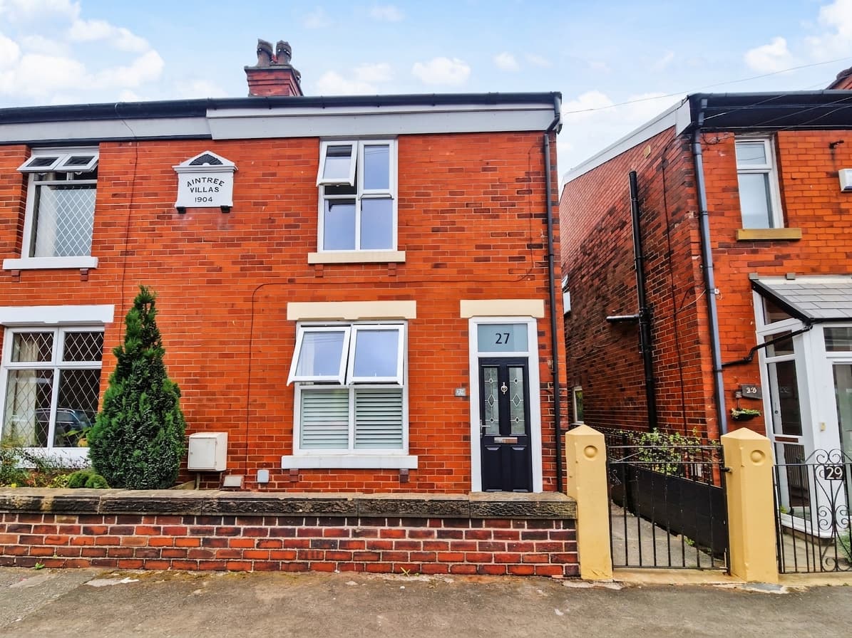 Leach Street, Prestwich, M25