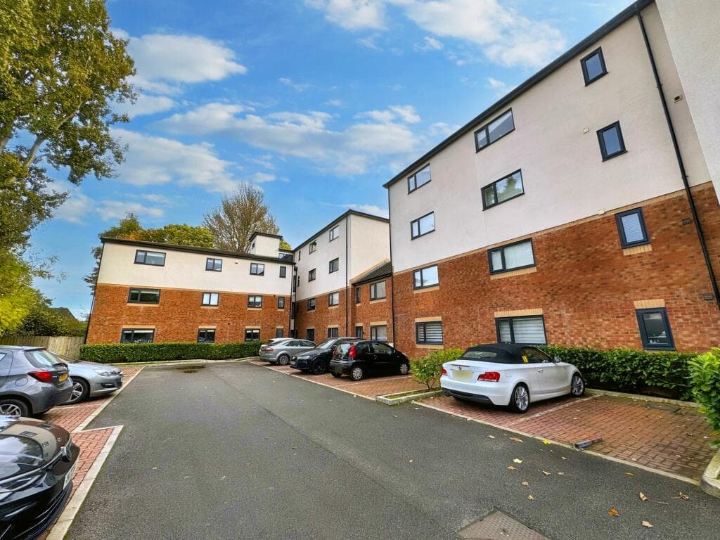 Kensington Street, Whitefield, M45