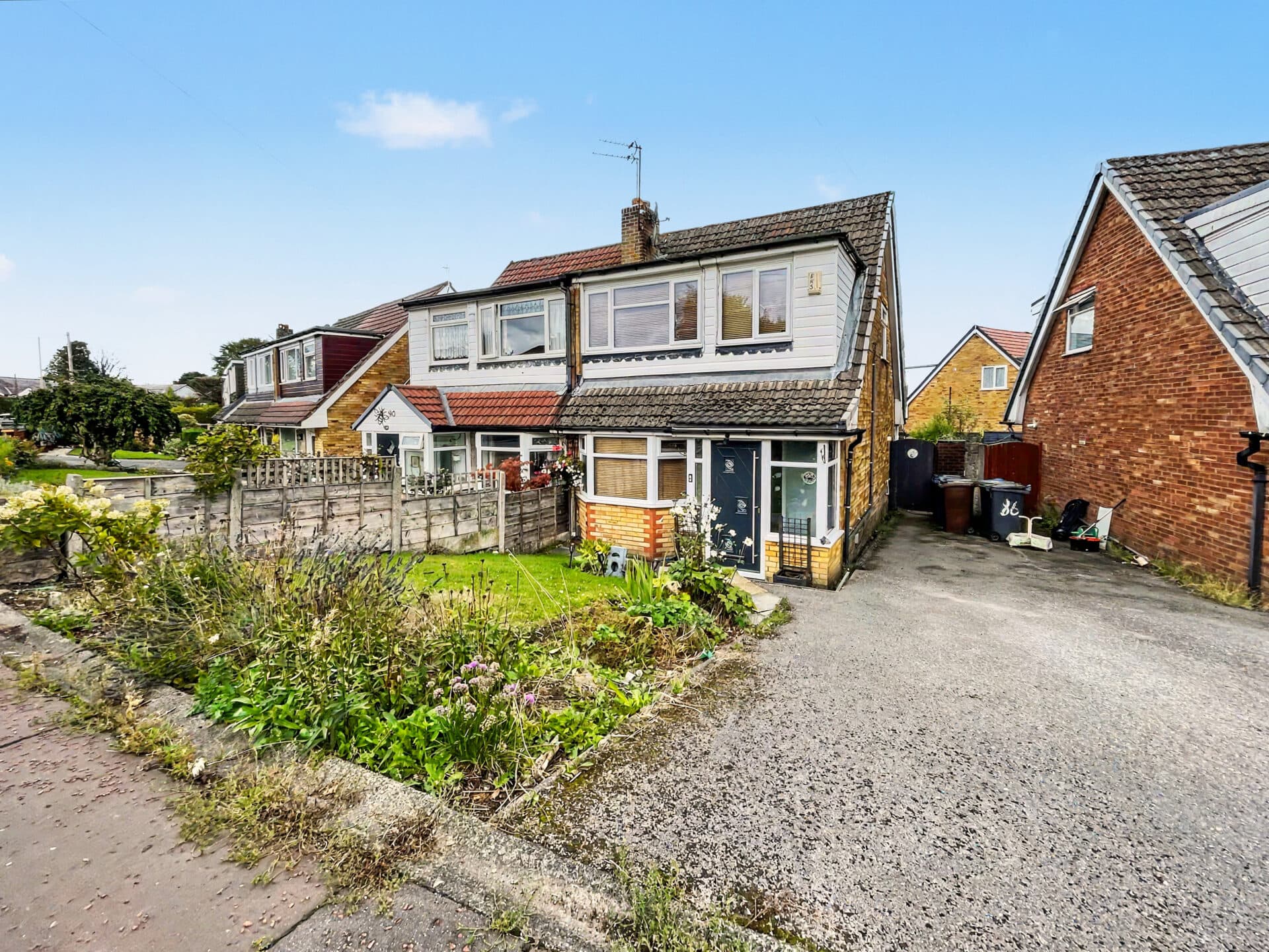 Lily Hill Street, Whitefield, M45