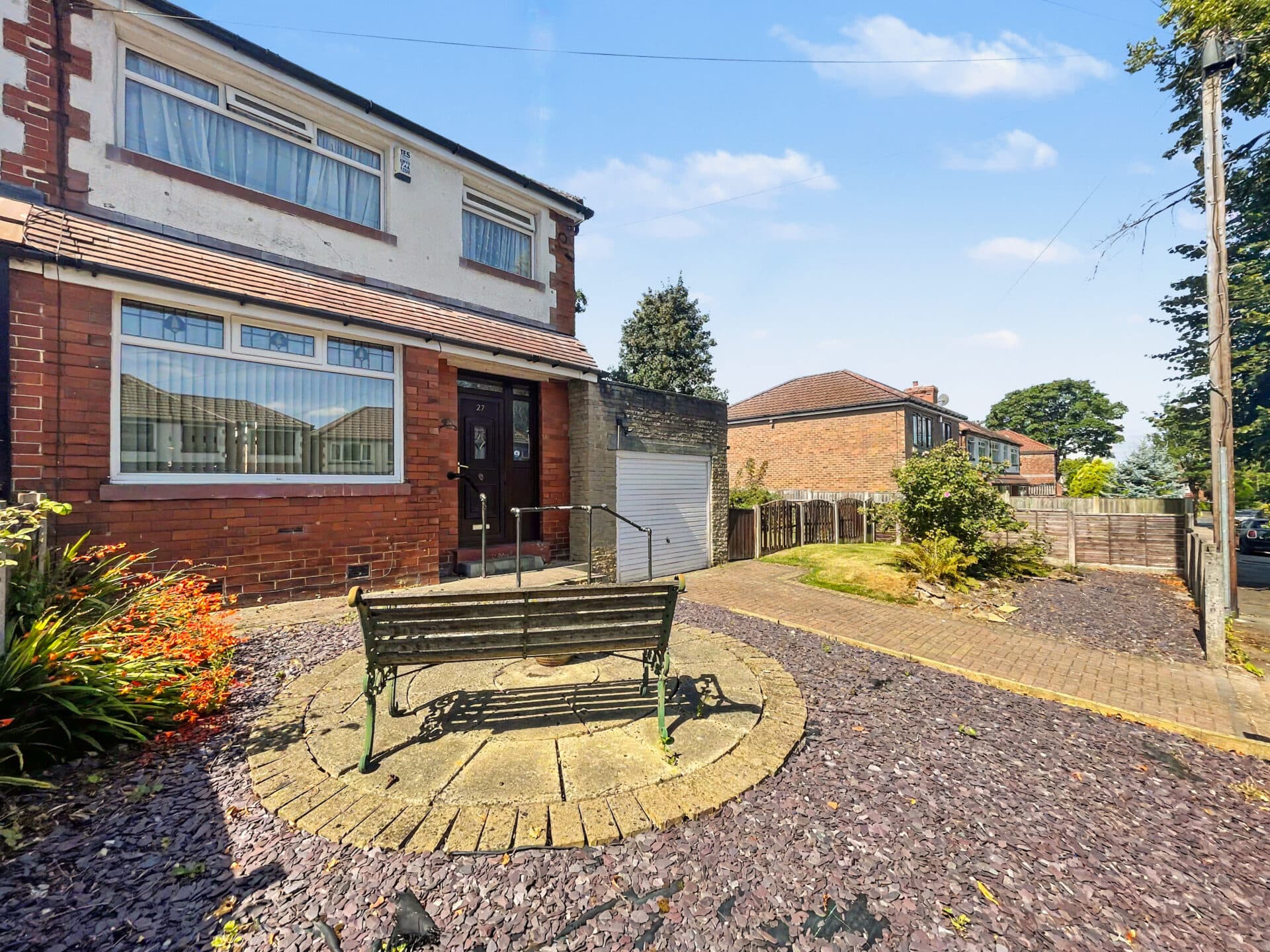 Ludlow Avenue, Whitefield, M45