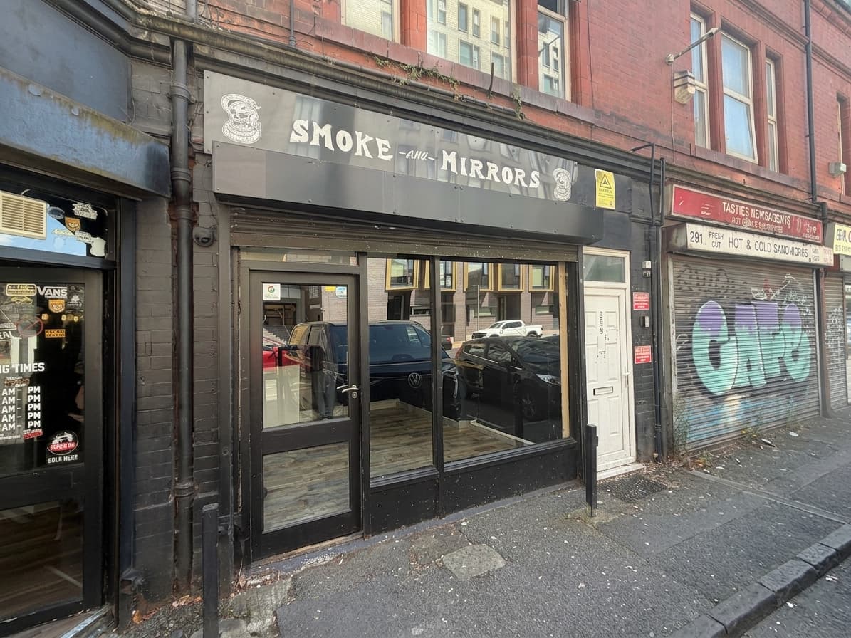 Chester Road, Manchester, M15