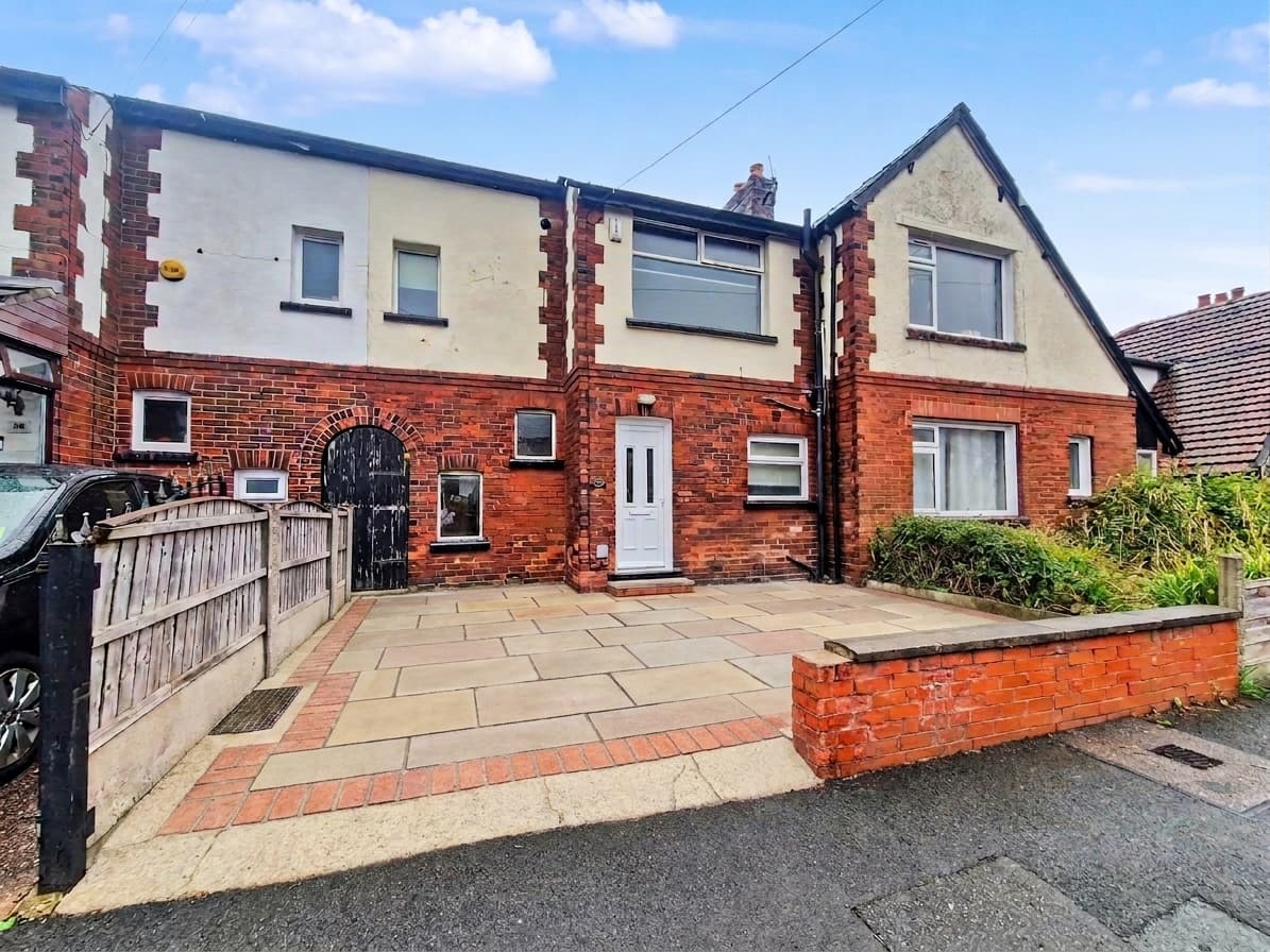 Highfield Road, Prestwich, M25