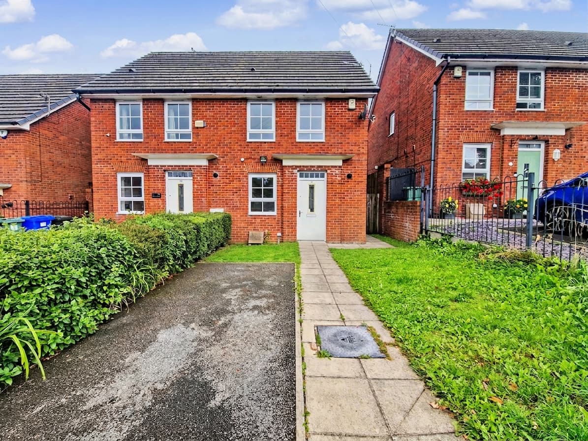 Johnson Street, Radcliffe, M26
