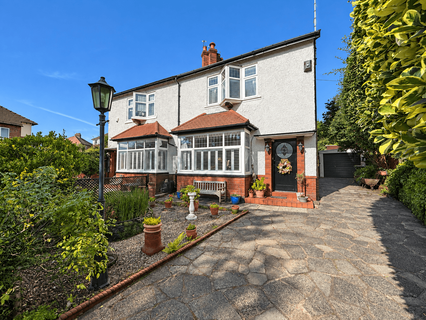 Long Knowle Cottages, Hilton Lane, Prestwich, M25