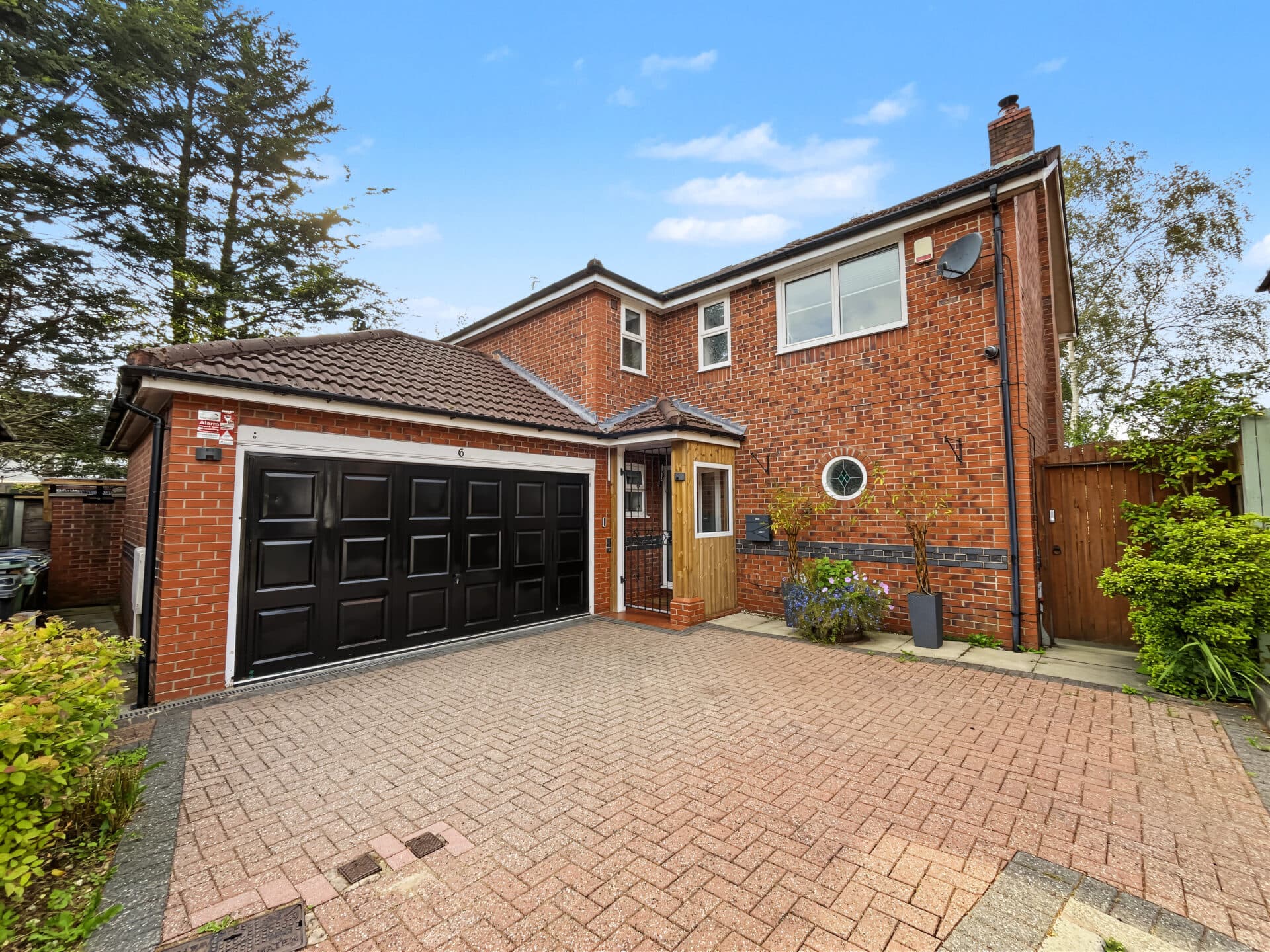 Hollins Close, Bury, BL9